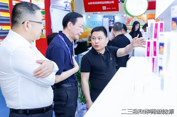 药交盛会共携手，凝心聚力创辉煌 第88届（上海）全国药交会——利君制药隆重举办重点特色产品推介会