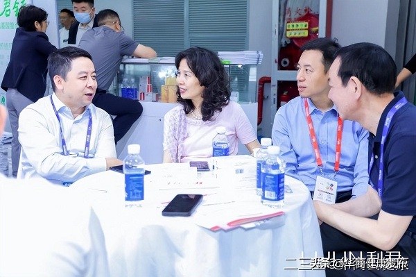 药交盛会共携手，凝心聚力创辉煌 第88届（上海）全国药交会——利君制药隆重举办重点特色产品推介会
